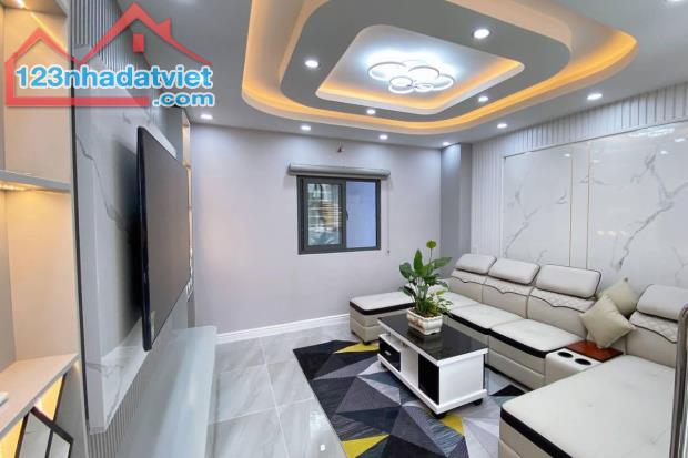 Bán nhà hẻm xe hơi, Phan Huy Ích, Gò Vấp, 53 m² (4m x 13.5m), nhà đẹp - Giá 7.89 tỷ TL - 1