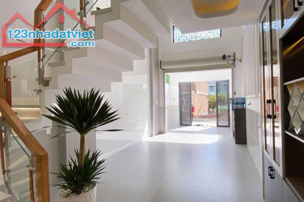 Bán nhà hẻm xe hơi, Phan Huy Ích, Gò Vấp, 53 m² (4m x 13.5m), nhà đẹp - Giá 7.89 tỷ TL - 4
