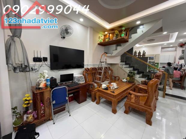 NHÀ GÓC MẶT TIỀN 3 TẦNG CHỢ 339 PHƯỚC LONG B, GIÁ 6.8 TỶ - 3