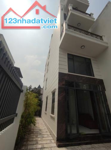 Bán nhà 5 tầng - Căn góc- ngay chợ Hiệp Bình ( Ngang 6m Dài 19,5m ) - 1