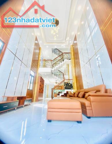 Bán nhà 5 tầng - Căn góc- ngay chợ Hiệp Bình ( Ngang 6m Dài 19,5m ) - 2