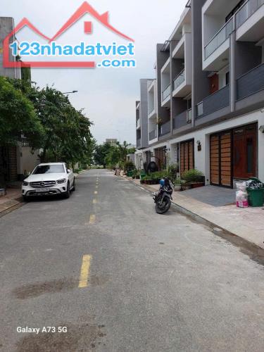 Đất (5x22) Mặt Tiền Bờ Kè Kênh Tham Lương, KDC Đồng Phượng, Đông Hưng Thuận, Q12 - 3
