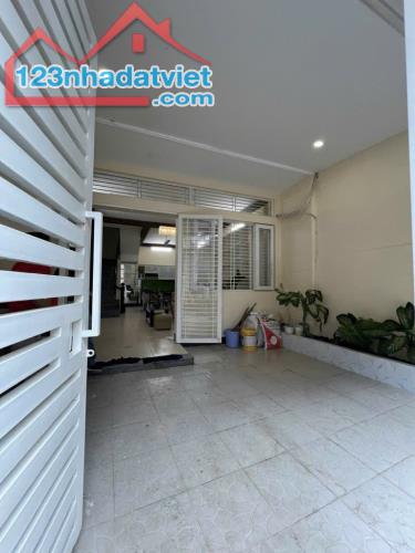 GẤP BÁN GIẢM SÂU. BÁN NHÀ 4 TẦNG VIEW LANDMART - HẺM ĐƯỜNG SỐ 61, THẢO ĐIỀN - 1