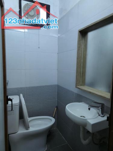 BÁN NHÀ ĐỊNH CÔNG THƯỢNG, HOÀNG MAI, GẦN Ô TÔ, 4TX26M2, 4.3 TỶ - 4