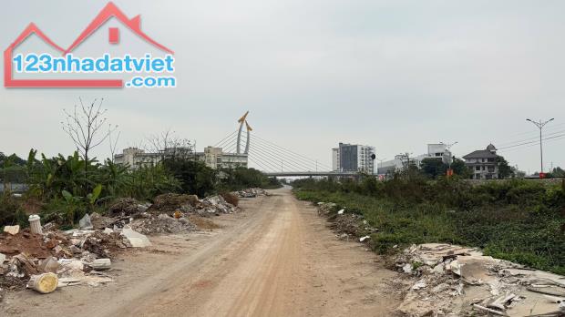Bán lô 62m2 đường Nguyễn Viết Xuân, Ngay chân Chung Cư lh_0987673102 - 1