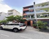 Nhà MT đường 8m, 3 tầng, Lê Văn Thịnh, khu phân lô,100m2, ngang 5m, 10,5ty