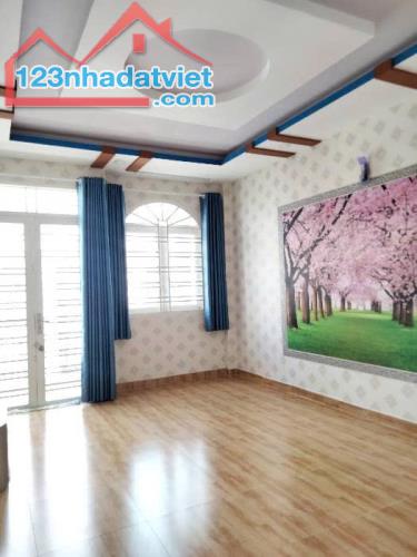 NHÀ CỰC ĐẸP DIỆN TÍCH LÝ TƯỞNG - CHỦ NHÀ HÒA NHÃ - HẺM XE TẢI THÔNG GIÁ 5 TỶ 600TR - 1