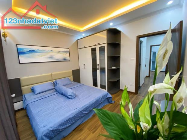 BÁN GẤP NHÀ MINH KHAI - ĐỂ LẠI NỘI THẤT - 5 NGỦ VỪA Ở VỪA CHO THUÊ HÁI RA TIỀN- 50M - 4 TỶ - 1