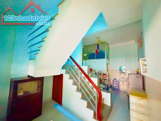 Bán Nhà Hẻm 6m Trần Khắc Chân Tân Định Quận 1 Giá 11.6 Tỷ