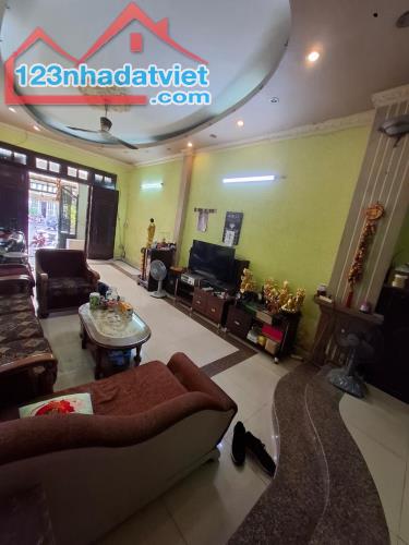 Bán gấp nhà đẹp ở ngay khu VIP MT nội bộ Phạm Hùng, XH ngủ nhà, 82m2, SHR, chỉ 14 tỷ. - 1