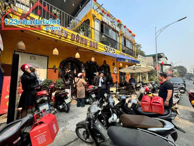 CHÍNH CHỦ SANG NHƯỢNG NHÀ HÀNG TRÊN PHỐ PHƯƠNG MAI