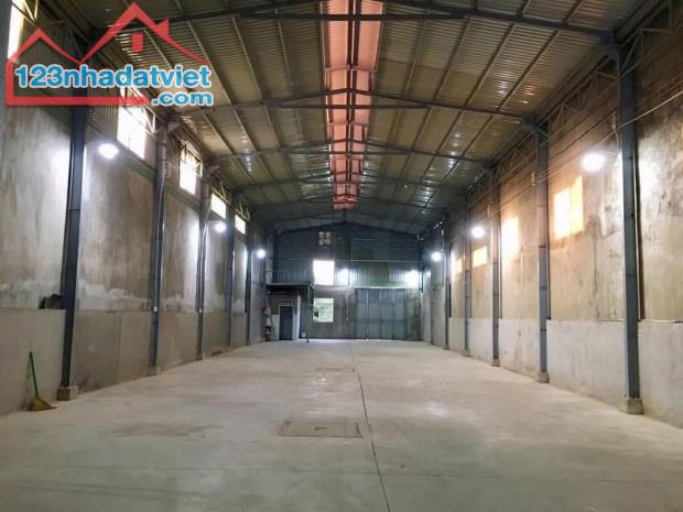 CHO THUÊ XƯỞNG 540m2 GIÁ CHỈ 30tr TẠI THUẬN AN , BD