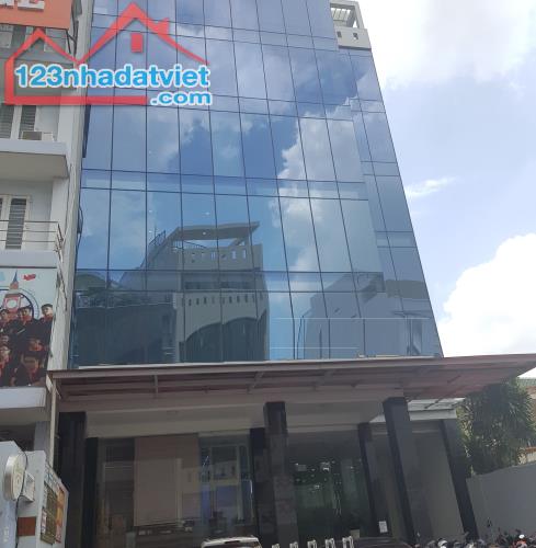 Bán Tòa Văn Phòng Mặt Phố Nghi Tàm, Tây Hồ DT 700m2, 11T, MT 30m. Giá Cực Rẻ