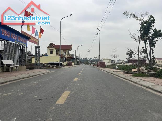 Bán lô đất 180m2 ngang 9m Thanh Sơn Kiến Thụy Hải Phòng - 1