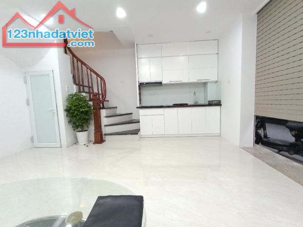 MINH KHAI - NHÀ ĐẸP -  MẶT NGÕ - KINH DOANH - GIÁ TỐT - 5.35 TỶ.