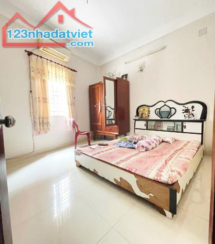 NHÀ 3 TẦNG, LẠC LONG QUÂN, TÂN BÌNH, 4X14M, 54M2, NHỈNH 6 TỶ TL - 1