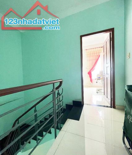 NHÀ 3 TẦNG, LẠC LONG QUÂN, TÂN BÌNH, 4X14M, 54M2, NHỈNH 6 TỶ TL - 2