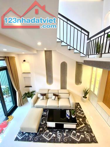 ► Nhà 2 mặt Kiệt Lê Đình Lý, 70m2, 2 tầng đẹp rộng thoáng, ở ngay, 3.5x tỷ - 3