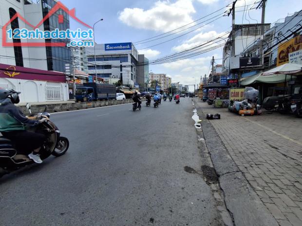 Giảm 1 tỷ Biệt thự Lô góc 4 tầng KDC Nam Long Q12, 484m2, 24x12m, chỉ 4x tỷ - 4