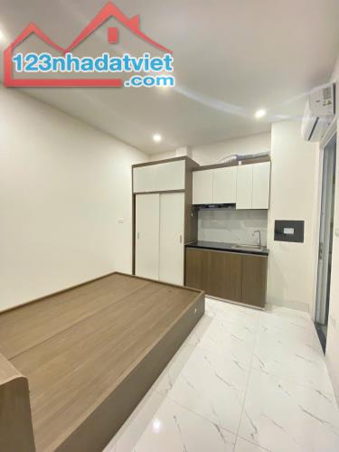 Nhà đẹp ngõ Hoàng Mai, giá 16.5 tỷ, 66m2x7T, KD, ảnh thật