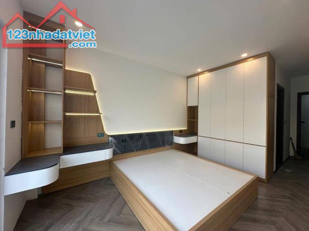 NHÀ MỚI CỔ LINH BÁT KHỐI 35m2 x 5T 30M RA ÔTÔ TRÁNH. GIÁ ĐẸP SIÊU HIẾM 5,85TỶ - 4