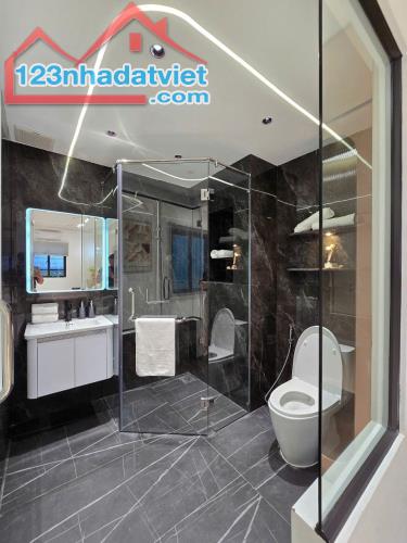 VIP_Bán nhà 3.5 tầng x72m2  mặt tiền Đống Đa, Hải Châu,Đà Nẵng_13,8 - 4