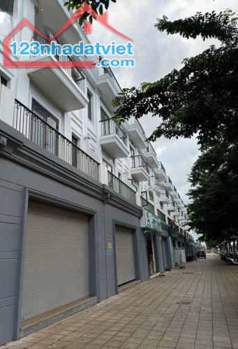 CẦN TIỀN BÁN GẤP NHÀ MẶT TIỀN NGUYỄN CHÍ THANH - ECO CITY BMT CHỈ 8.8Tỷ🍓 - 2