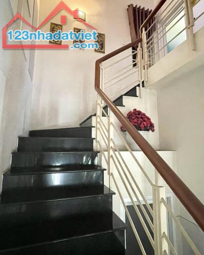 HOT! NHÀ GIÁ RẺ 2 TẦNG, DT 80M2, ĐƯỜNG 7M5 PHẠM ĐÌNH HỔ, CẠNH BIỂN N.T.THÀNH - CHỈ 3.97 TỎ - 2