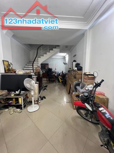 🏠🏠CHỈ HƠN 4 TỶ NHÀ 4 TẦNG Ở NGAY - OTO TẢI ĐỖ CỬA - VIEW HỒ THOÁNG MÁT- CÁCH NHÀ VĂN HOÁ - 2