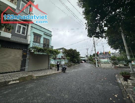 Bán nhà mặt tiền Q12 gần Thới An, đường 12m, 4x14, 4 tầng. Giá nhỉnh 6 tỷ - 2