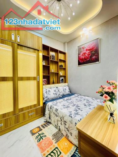 Chuyển nhà bán nhà đẹp Võ Oanh, Phường 25, Bình Thạnh, Giá 3 tỷ250, Diện tích 54,9m2 - 2