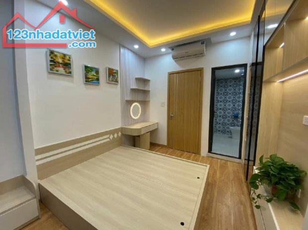 Bán Gấp Nhà Riêng 55m², Phố Vạn Phúc - Hà Đông, 4PN, Giá Chỉ 7.9 Tỷ - 1