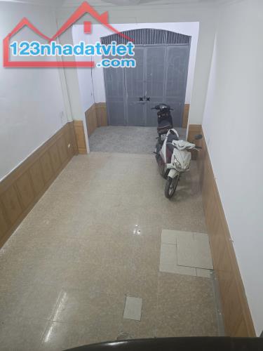 Bán nhà Bùi Xương Trạch, 55m*4T, ngõ ba gác, kinh doanh,chỉ hơn 7 tỷ