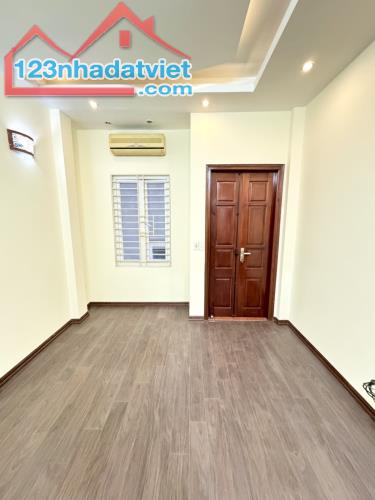 Ngõ 228 Tam Trinh 41m2 4 tầng , ngõ thông .Giá 6,2 tỷ - 3