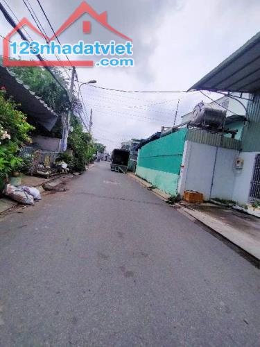 NHÀ PHỐ DÂN TRÍ CAO RÁO SẠCH SẼ - TRƯỚC CHỦ CHO THUÊ 15TR/THÁNG., - 2