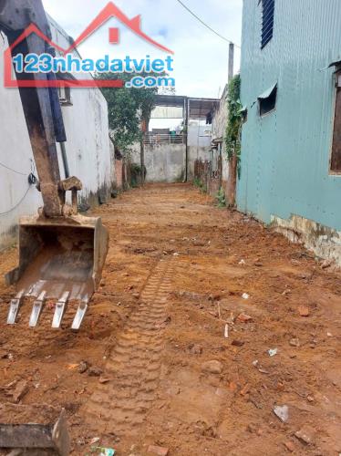 # Kiệt Rộng, Thẳng, Ô tô tới nơi, thấy MT Trường Chinh, 170m2 đất, 2.35 tỵ - 2