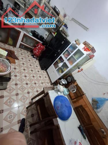 CHỦ BÁN NHÀ CHIA TÀI SẢN CẦN BÁN GẤP NHÀ 3 TẦNG THANH BÌNH - MỘ LAO - HÀ ĐÔNG - 1
