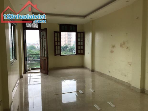 Cho thuê nhà 6 tầng diện tích 70m2 tại Đồng Me, Mỹ Đình làm văn phòng, nhà ở - 2