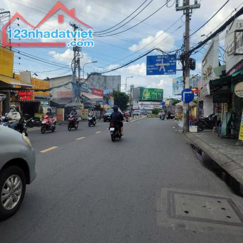 Mặt tiền Lê Quang Định P.1 GV, 5 tầng 90m2, giáp ranh bình thạnh - 3