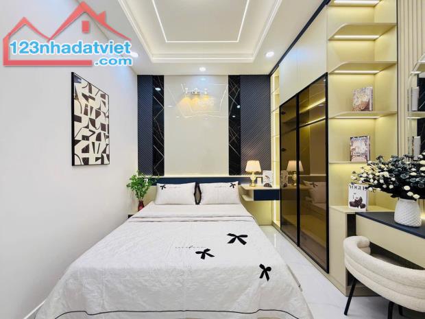 Bán Siêu Phẩm Nhà Phố Thiết Kế Tuyệt Đẹp Đường Phạm Văn Chiêu, Quận Gò Vấp, Hồ Chí Minh - 4