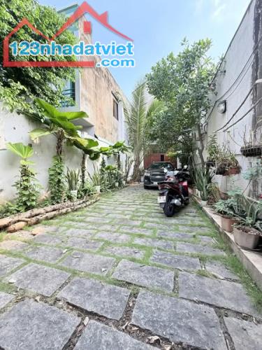 🔥🔥GẤP BÁN!BIỆT THỰ SÂN VƯỜN GIÁ RẺ- 600M2 NGANG HƠN 9 MÉT - NỞ HẬU TÀI LỘC - MẶT TIỀN