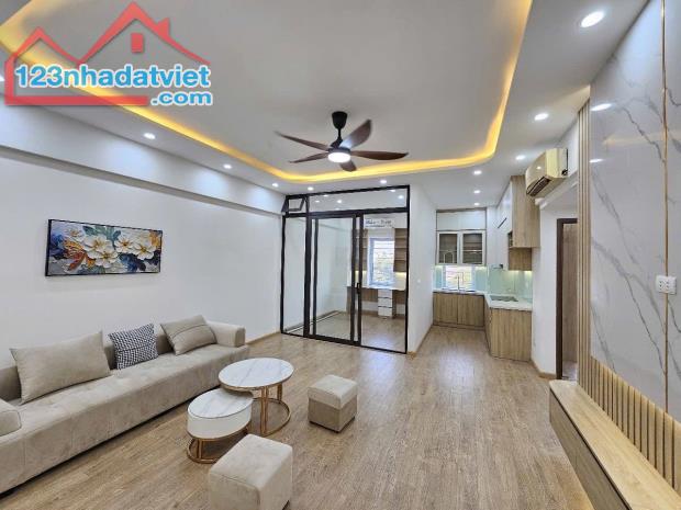 Cần bán chung cư toà OCT2 ĐN2 Bắc Linh Đàm phố Đặng Xuân Bảng,gần phố,lô góc,tiện ích đầy - 3