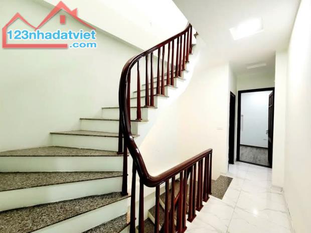NHÀ ĐẸP TRUNG TÂM BA ĐÌNH – 45M – 5 TẦNG – 6.5 TỶ - 2