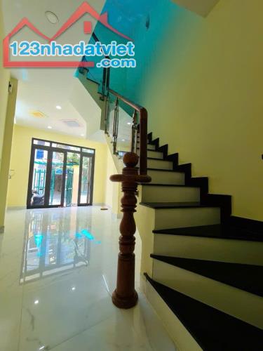 MTKD  4PN, 62m2, 5,5 tỷ tại Đường 37, Bình Trưng Đông, Q2, HCM