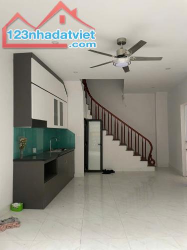 BÁN NHÀ MỚI 4,5 TẦNG – Ô TÔ ĐỖ CỬA GIÁ NHỈNH 6 TỶ – KIẾN HƯNG, HÀ ĐÔNG - 1