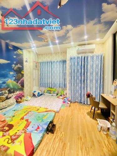 Bán nhà mặt tiền quận 10, đường Tân Phước, 59m2, 5 tầng, 5.8x10m, 18 tỷ - 3