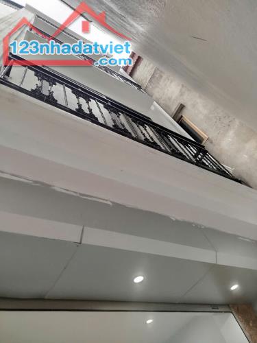 BÁN NHÀ MỚI 4,5 TẦNG – GẦN Ô TÔ – KIẾN HƯNG, HÀ ĐÔNG - 2