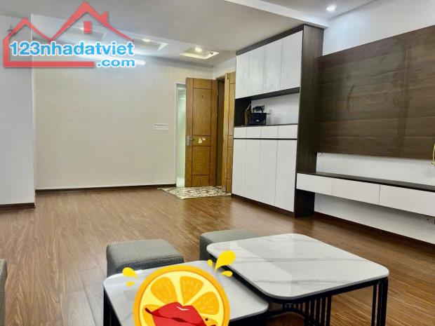 Bán chung cư 197 Trần Phú, Hà Đông căn 71m2 2PN 2VS nhà sửa đẹp có nội thất sẵn về ở ngay