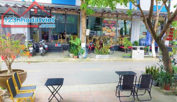 VỪA Ở KINH DOANH GẦN BIỂN 4 tầng mới MỸ KHÊ 1 gần ngay VÕ VĂN KIỆT