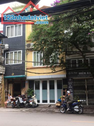 Bán nhà mặt ngõ Giếng Mứt-DT 35 m2 x 3T.MẶT NGÕ KINH DOANH-CÁCH PHỐ BẠCH MAI 10M.
